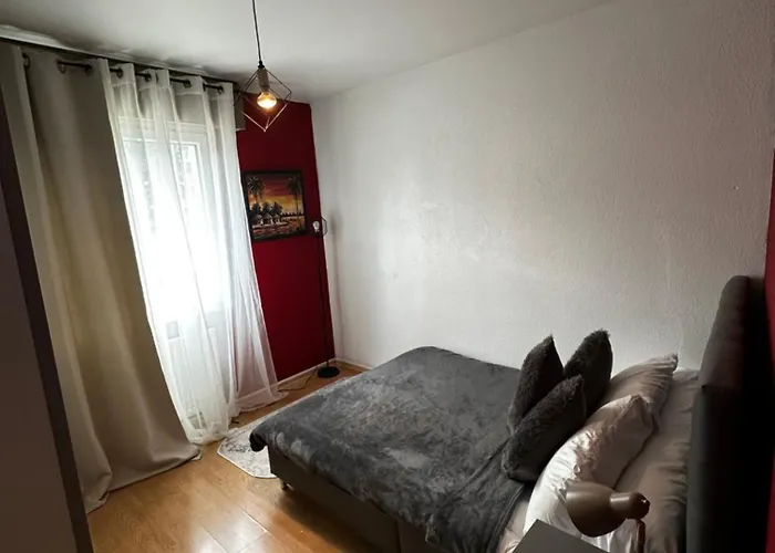 Spacieux 4 Pièces Parking Privé Navette Gare-aeroport Appartement